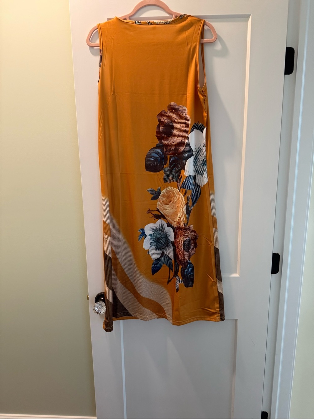 Women’s Midi Dress in Mustard Floral - Unbranded NEVER WORN - Picture 2 of 4